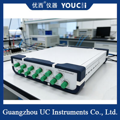 Amortisseur optique variable, avec perte d'insertion inférieure à 1,8 dB